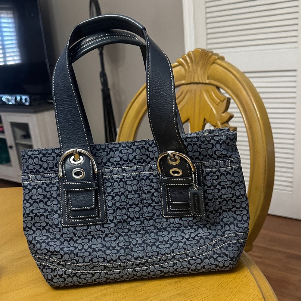 Coach Black and Gray Shoulder Bag